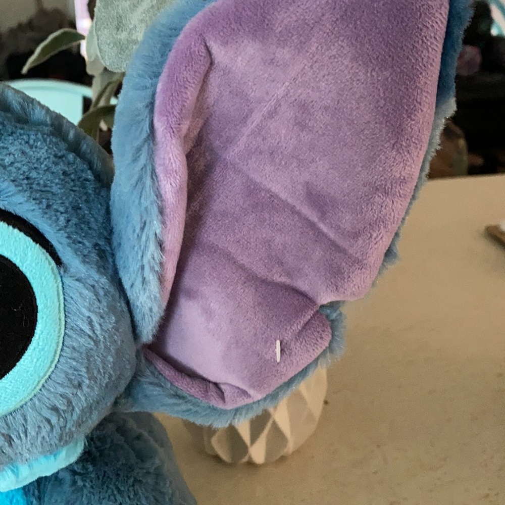 💕💕DISNEY STORE STITCH 💕💕 - Picture 2 of 3